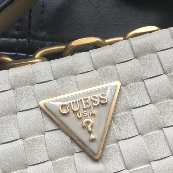 BRAND NEW WITH TAGS Guess Purse Sage - Picture 3 of 7